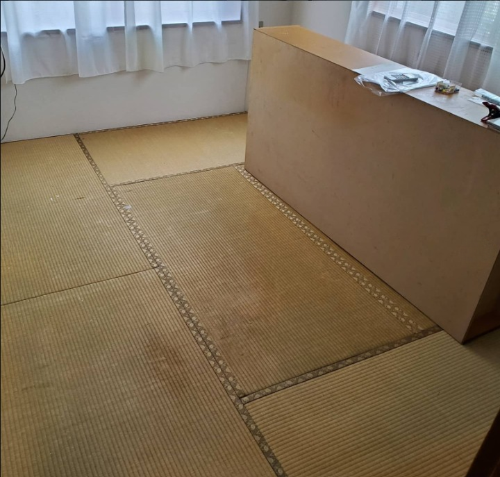 施工前 さいたま市南区 ダイケン表替え